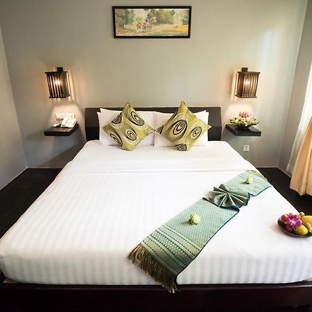 Skor Boutique Hotell Siem Reap Exteriör bild