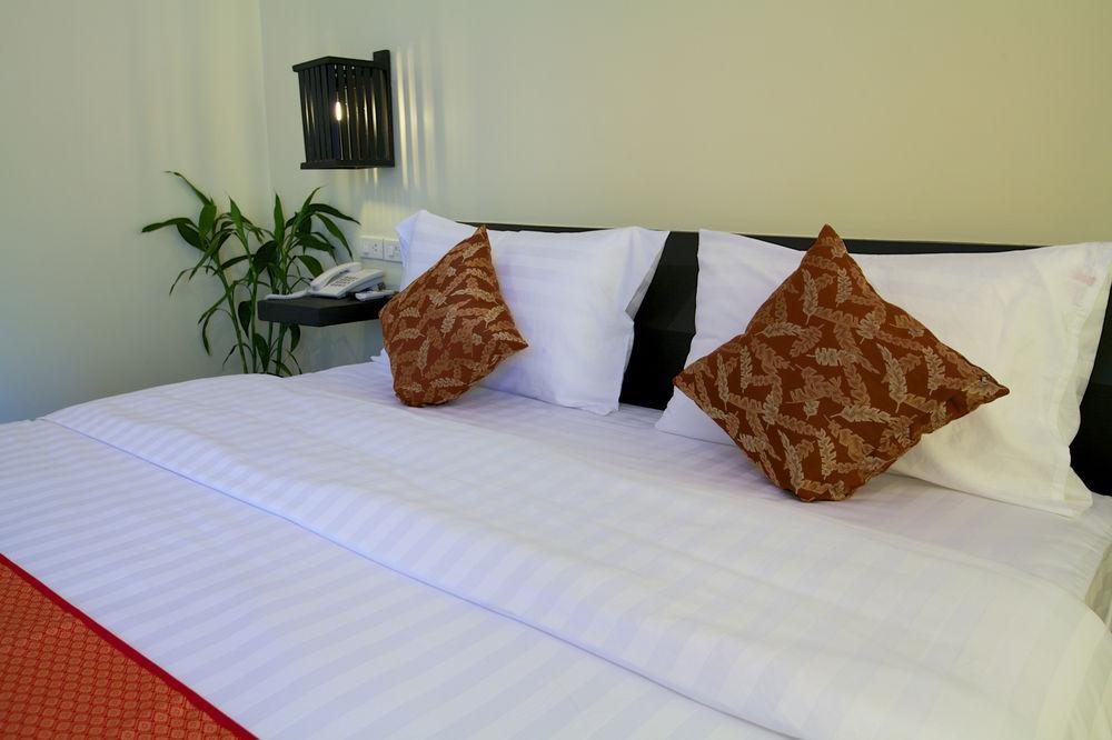 Skor Boutique Hotell Siem Reap Exteriör bild