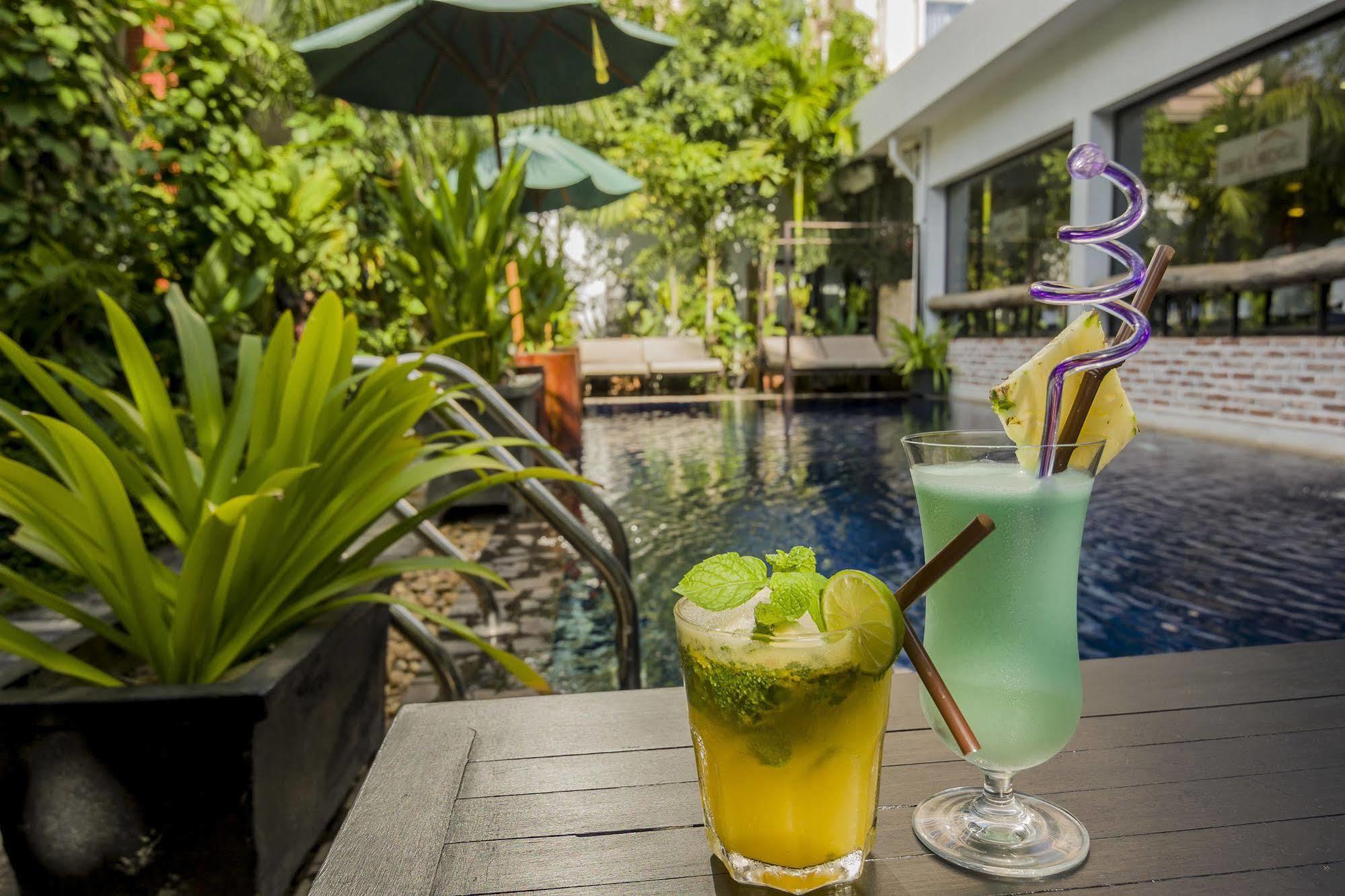 Skor Boutique Hotell Siem Reap Exteriör bild